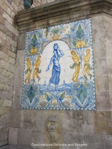 Guide to exploring Barcelona on foot: Las Ramblas, the Gothic Quarter, the Eixemple district, and the beach