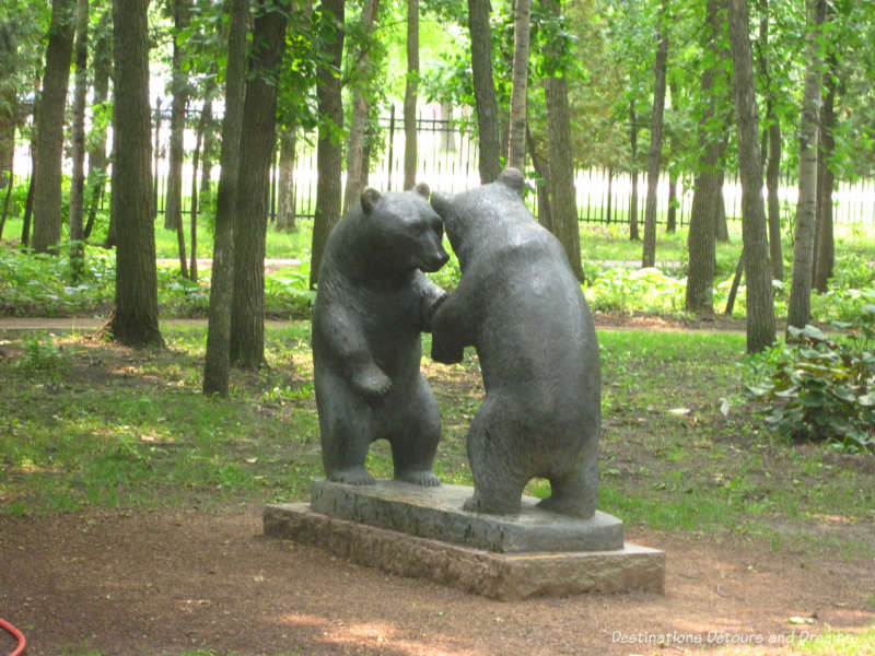 Leo Mol bear sculpture
