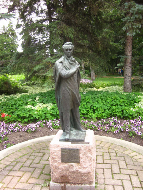 Leo Mol "Taras Shevchenko" sculpture