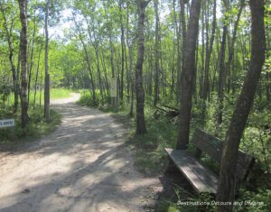 FortWhyte Alive: a 640-acre nature preserve in Winnipeg, Manitoba promotes awareness and understanding of the natural world through education, recreation and nature trails