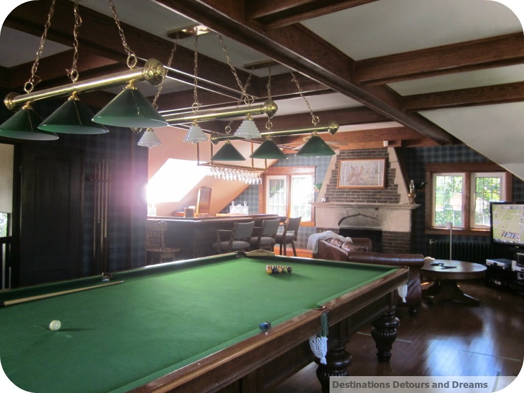 Billiards room