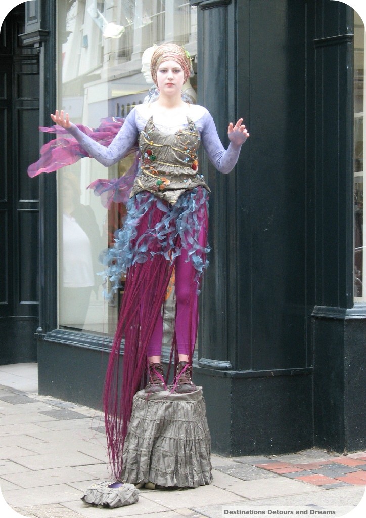 living statue Brighton England