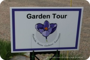 Tour sign