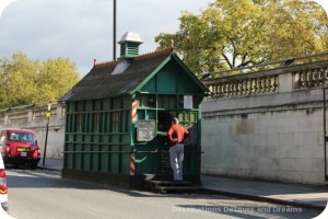 Cabbie food stand