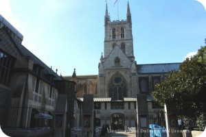 Bankside River Walk: Southwark Cathedral