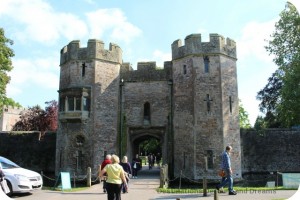 Medieval cathedral city of Wells - gate across moat to Bishop's Palace