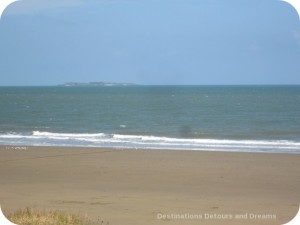 Isla Iguana in the distance