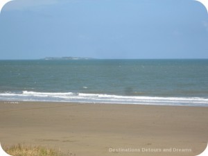 Isla Iguana in the distance