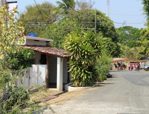 Snowbirds Land in Rural Panama
