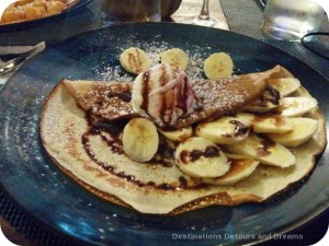 Dining in Pedasi: crepes
