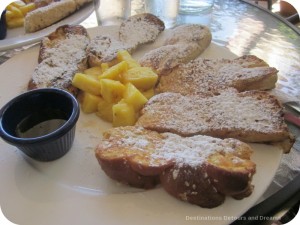 Dining in Pedasi; French toast from The Bakery