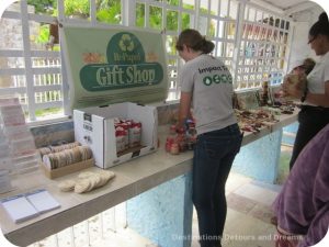 Buying products at RePapel in the Dominican Republic