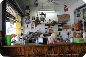 Los Pinareños Fruteria, Little Havana