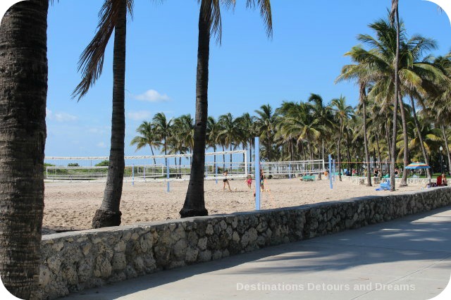 South Beach Art Deco Tour: Beach Volleyball