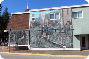 Murals in Chemainus, British Columbia (Muraltown):: Lenora Mines at Mt Sicker by Peter Bresnen