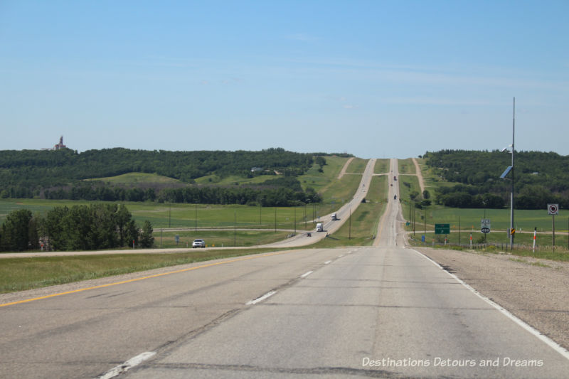 Canadian Prairie Summer Road Trip Photo Story - it's not all flat