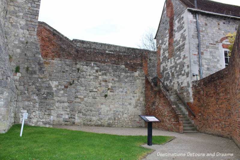 Farnham Castle Keep. History and British Charm in Farnham. Farnham is a historic British market town located on the western edges of Surrey in the rolling Surrey Hills. It is known for its Georgian streets, historic buildings, craft heritage, and easy access to the North Downs Way.