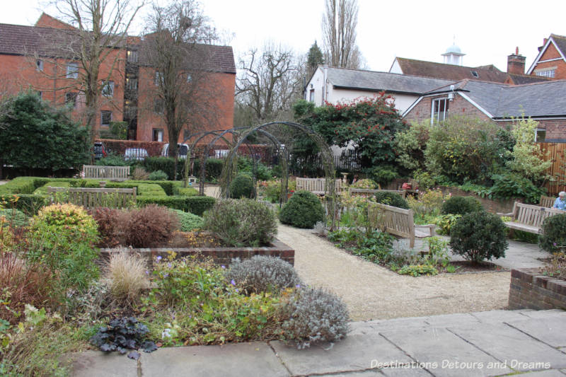 Victoria Garden. History and British Charm in Farnham. Farnham is a historic British market town located on the western edges of Surrey in the rolling Surrey Hills. It is known for its Georgian streets, historic buildings, craft heritage, and easy access to the North Downs Way.