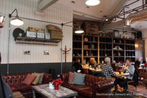 Parcel Yard pub at King's Cross Station