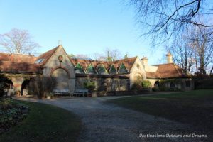 Watts Gallery - Artists' Village in Compton, Surrey: art gallery, museum, historic house