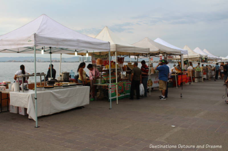 Strolling the Puerto Vallarta Malecón: food vendors