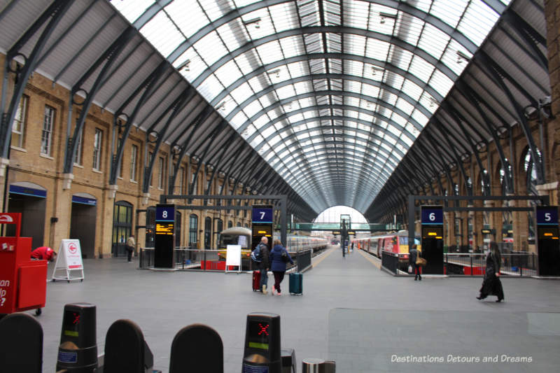 King's Cross Train Station in London - things to know when visiting England