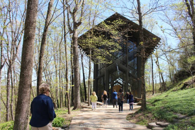 Thorncrown Chapel: Glass Church in the Arkansas Woods