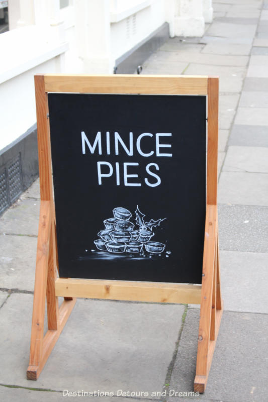 Mince Pies sign