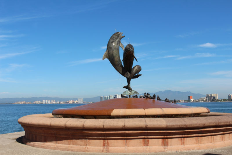 Practical Puerto Vallarta Tips: Malecon sculpture