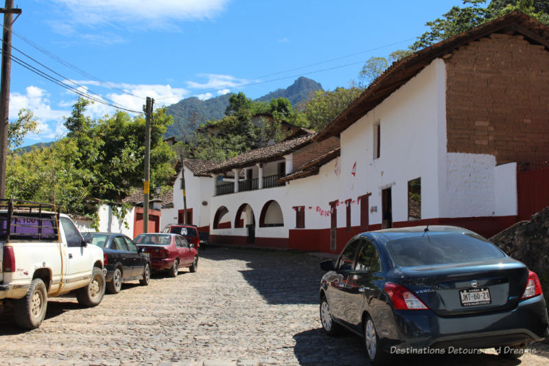 Curved street in Sebastián del Oeste, Mexico