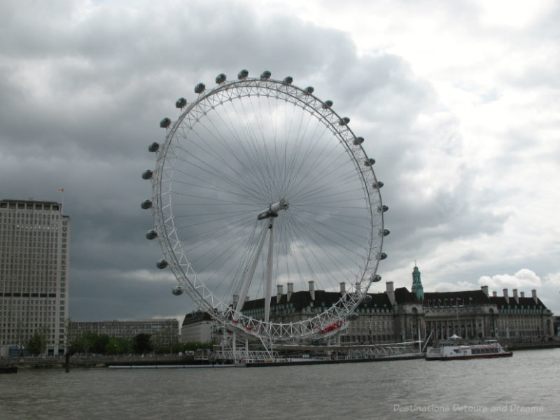 London Eye observation wheel