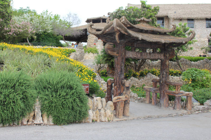 Entrance sign at Japanese Tea Garden in San Antonio