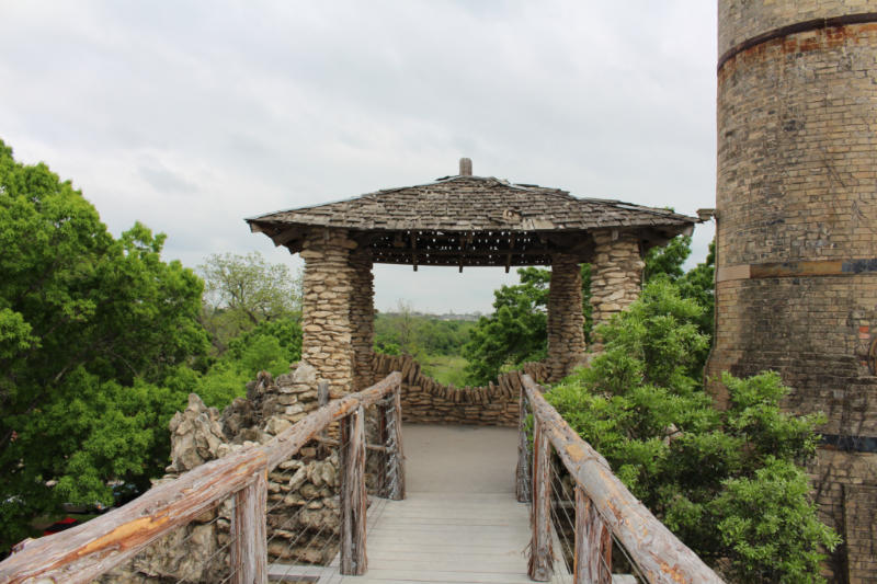 Viewing spot at San Antonio Japanese Tea Garden