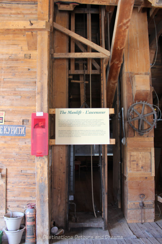 Manlift and pulley inside a grain elevator