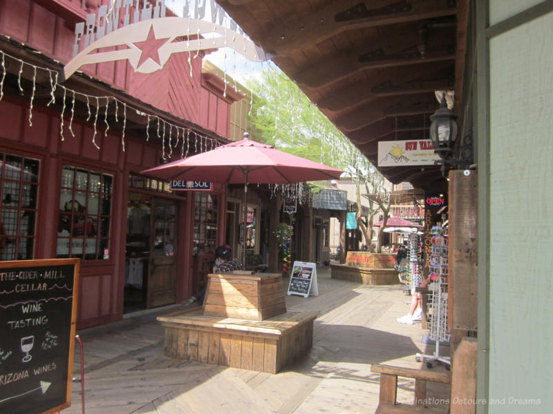 Shopping alley in Scottsdale