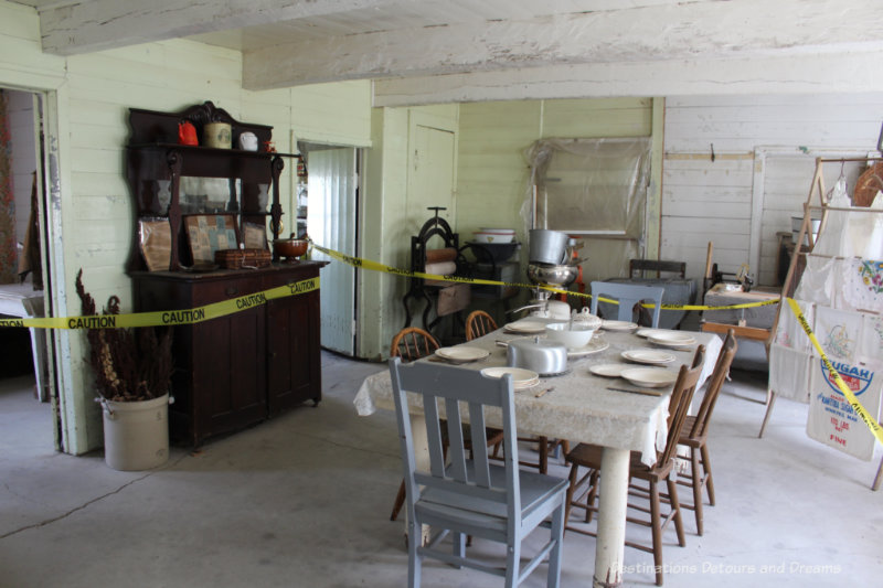 Late 1800s dining area in a log house