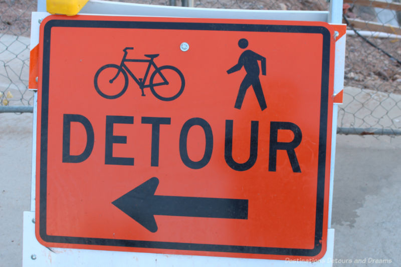 Detour road sign