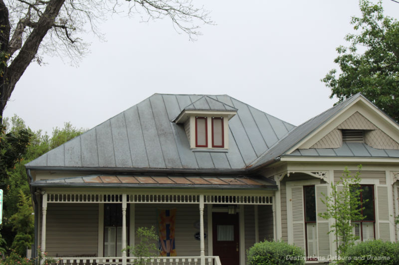 Standing seam metal roof on a heritage home