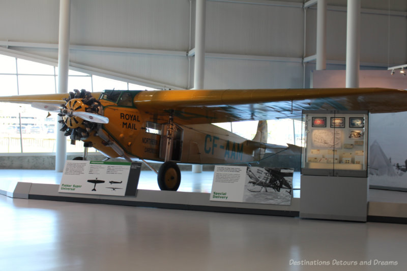 Old Canadian Royal Mail plane