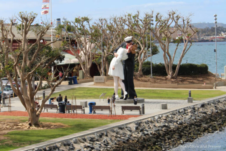 sandiegokissingstatue Destinations Detours and Dreams