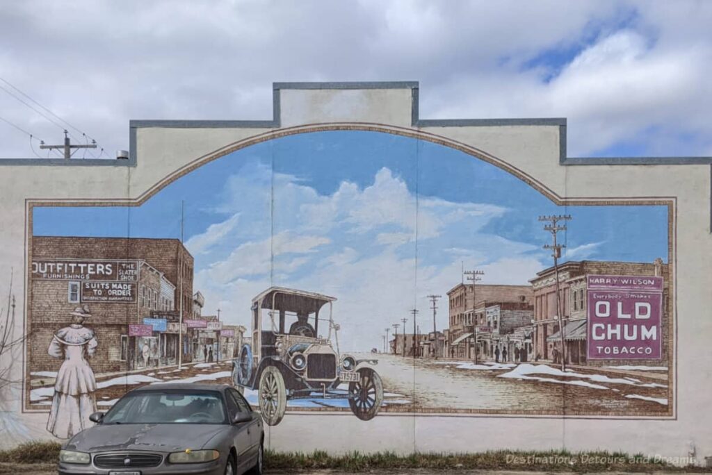 Winnipeg Transcona Murals - mural of Old Regent Street in the 1910s